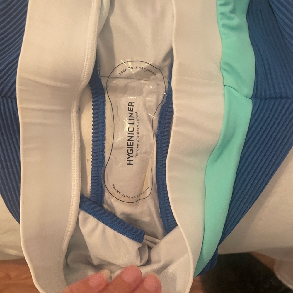 Two piece “Cupshe” swimsuit - Picture 3 of 4
